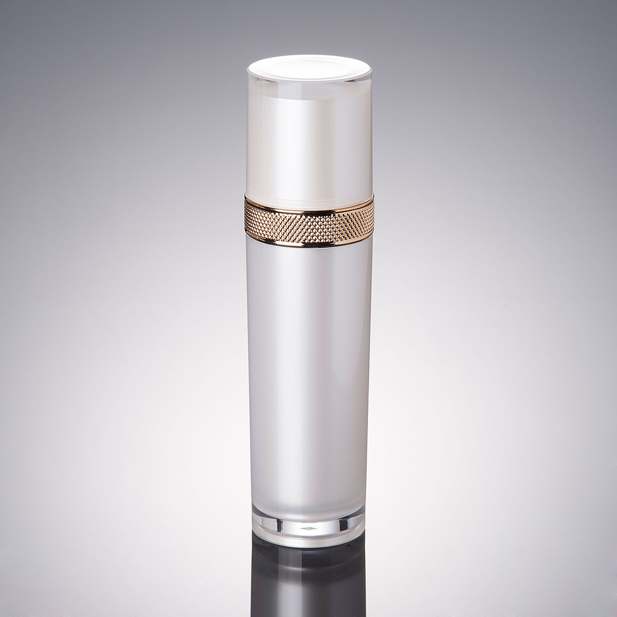 100ml pearl white acrylic/plas - Essence Serum Toner ulasan dan harga